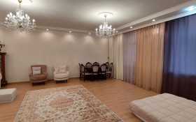 Продажа 5-комнатной квартиры, 217 м, Аманжолова (Кривогуза), дом 41